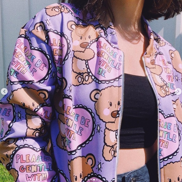*RARE Artsy Bear Bomber Jacket - Picture 4 of 5